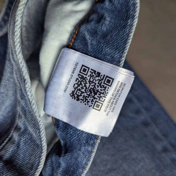 Toteme Cropped Kick Flare Jeans | 30 - Picture 12 of 16